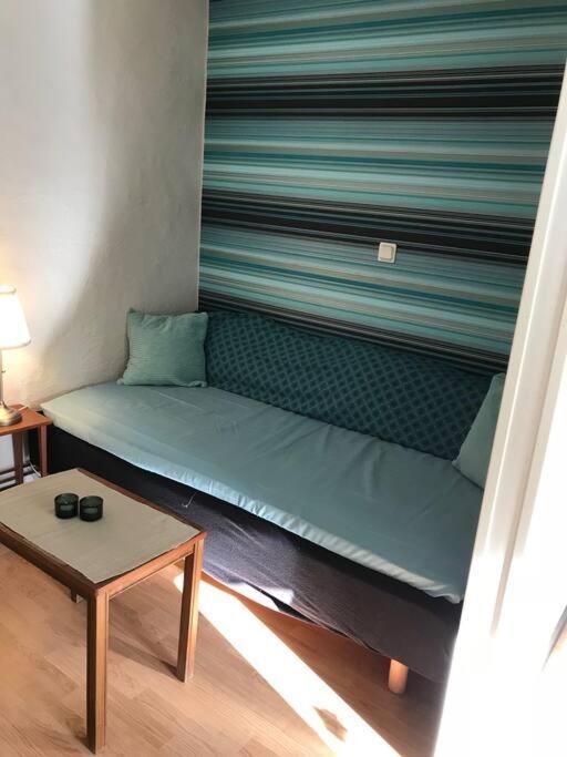 Apartment Charmig Liten Laegenhet Pa Oesterlen *
